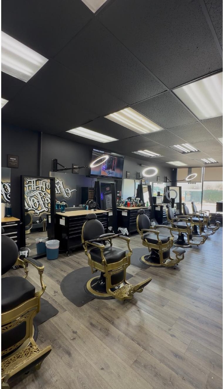 The Fade Lounge barber station